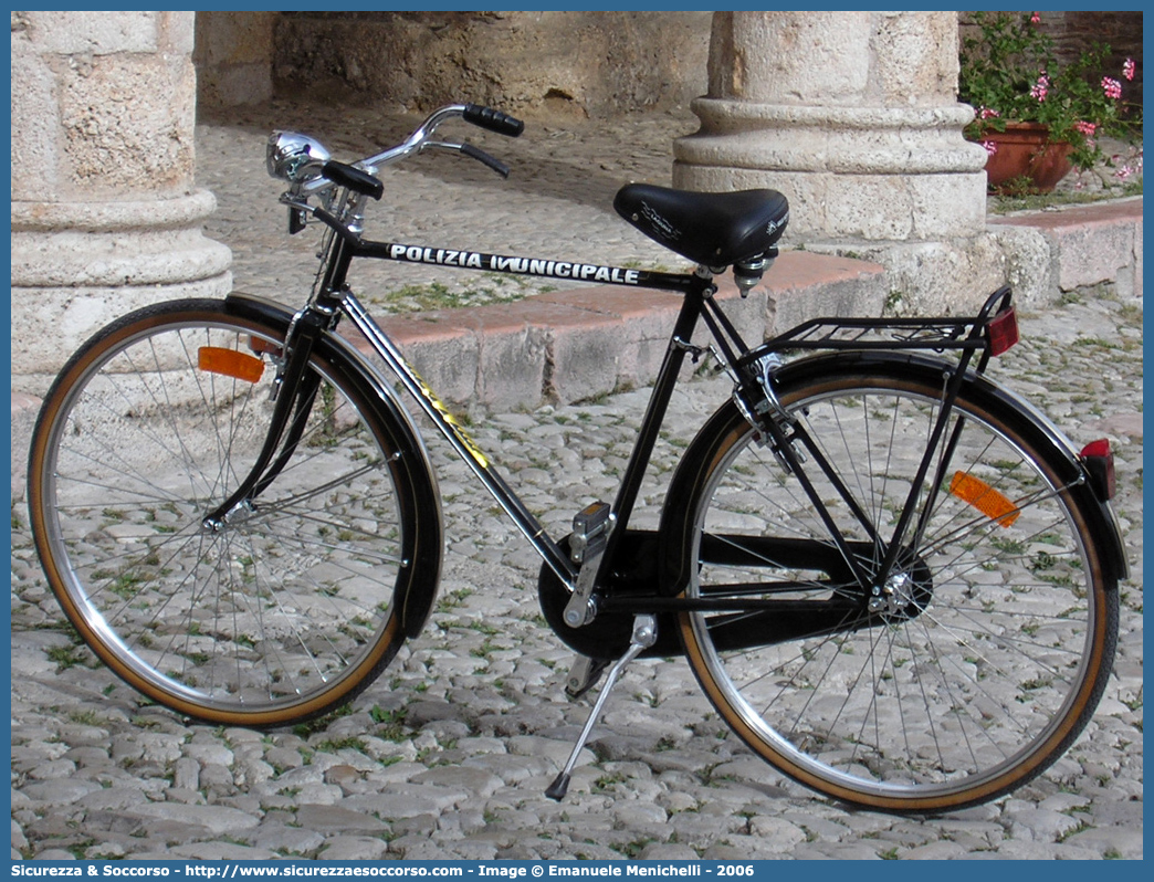 -
Polizia Municipale
Comune di Norcia
Bicicletta
Parole chiave: Polizia;Locale;Municipale;Norcia;Bicicletta;Biciclette