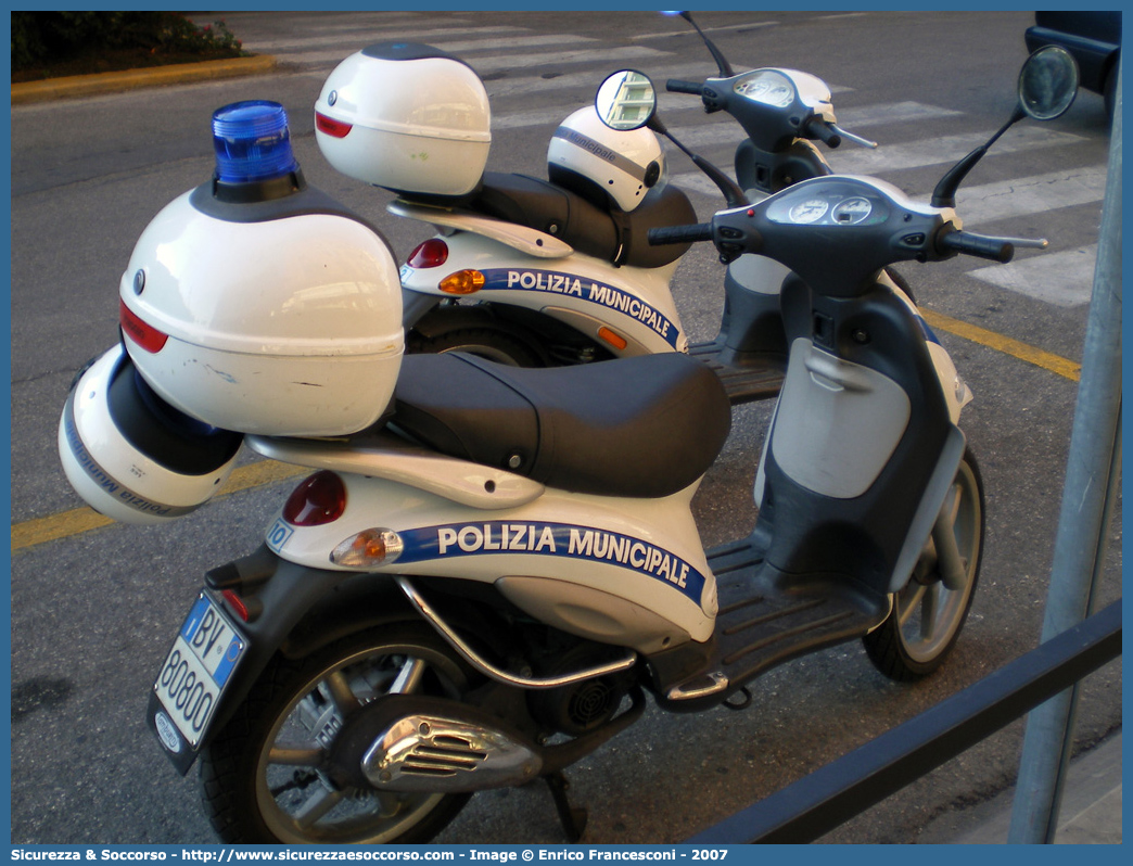 -
Polizia Municipale
Comune di Pesaro
Piaggio Liberty I serie
Parole chiave: Polizia;Locale;Municipale;Pesaro;Piaggio;Liberty