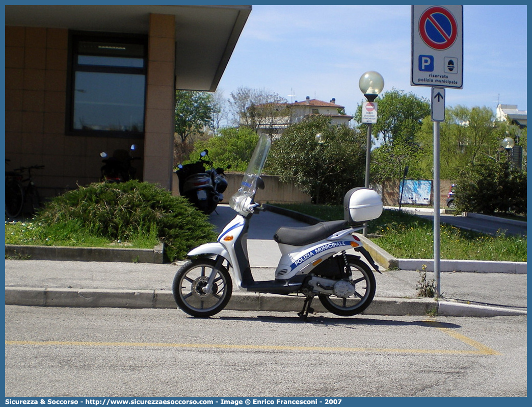 -
Polizia Municipale
Comune di Pesaro
Piaggio Liberty I serie
Parole chiave: Polizia;Locale;Municipale;Pesaro;Piaggio;Liberty