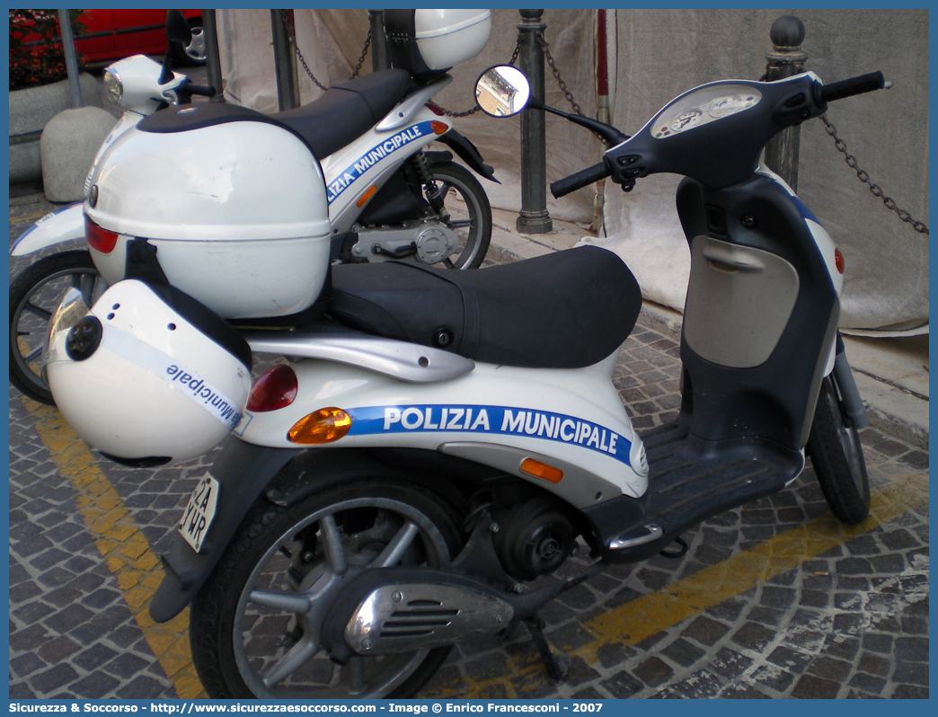 -
Polizia Municipale
Comune di Pesaro
Piaggio Liberty I serie
Parole chiave: Polizia;Locale;Municipale;Pesaro;Piaggio;Liberty