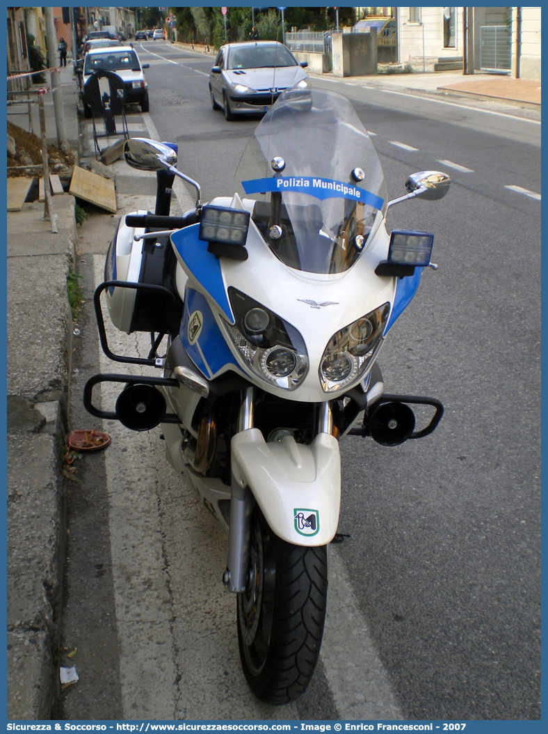 -
Polizia Municipale
Comune di Pesaro
Moto Guzzi Norge II serie
Parole chiave: Polizia;Locale;Municipale;Pesaro;Moto Guzzi;Norge