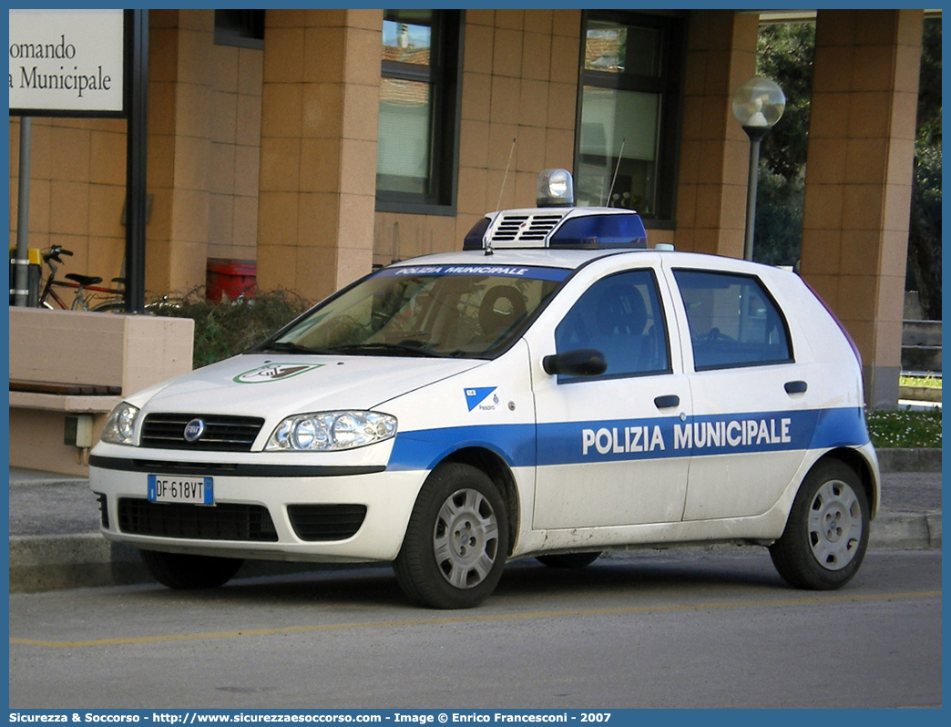 -
Polizia Municipale
Comune di Pesaro
Fiat Punto III serie
Parole chiave: Polizia;Locale;Municipale;Pesaro;Fiat;Punto