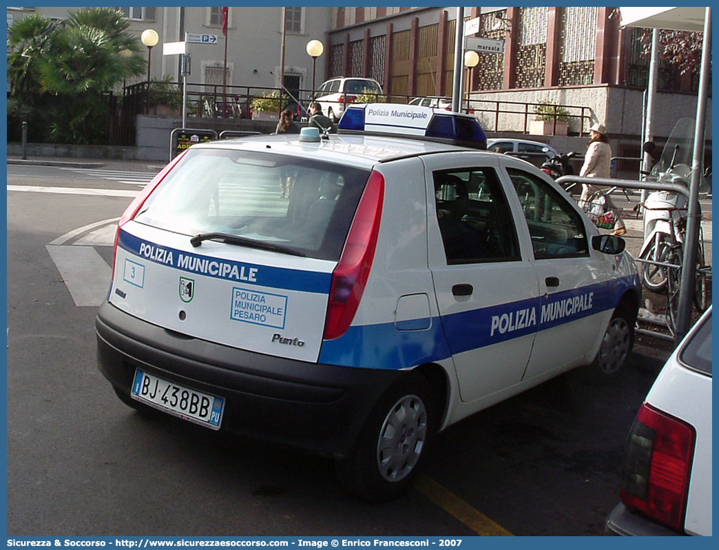 -
Polizia Municipale
Comune di Pesaro
Fiat Punto II serie
Parole chiave: Polizia;Locale;Municipale;Pesaro;Fiat;Punto