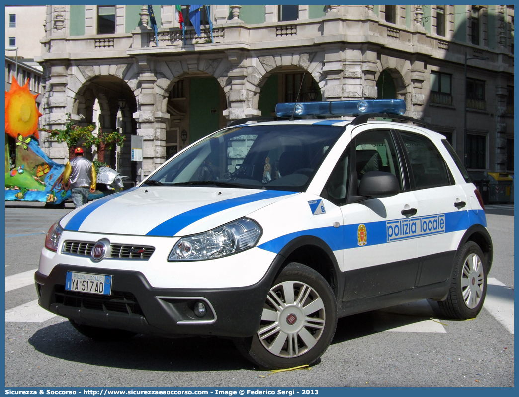 Polizia Locale YA517AD
Polizia Locale
Comune di Trieste
Fiat Sedici II serie
Parole chiave: Polizia;Municipale;Locale;Trieste;Fiat;Sedici;YA517AD