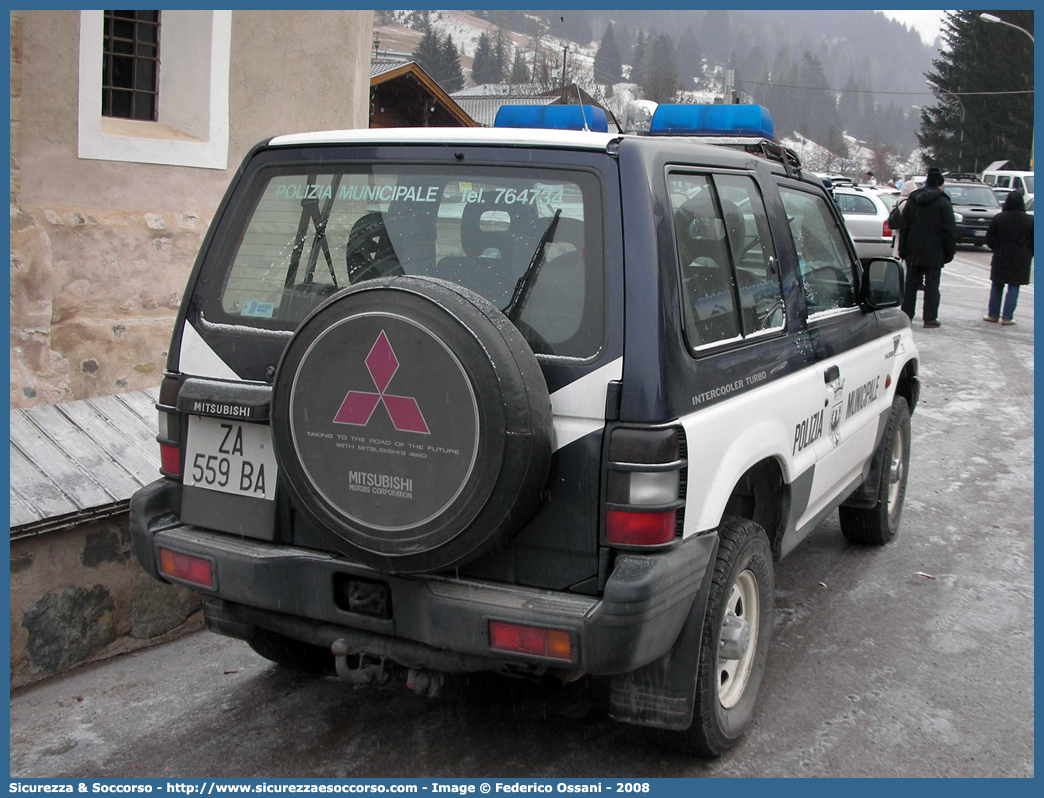 -
Polizia Municipale
Comune di Pozza di Fassa
Mitsubishi Pajero SWB II serie
Parole chiave: Polizia;Locale;Municipale;Pozza di Fassa;Mitsubishi;Pajero;SWB