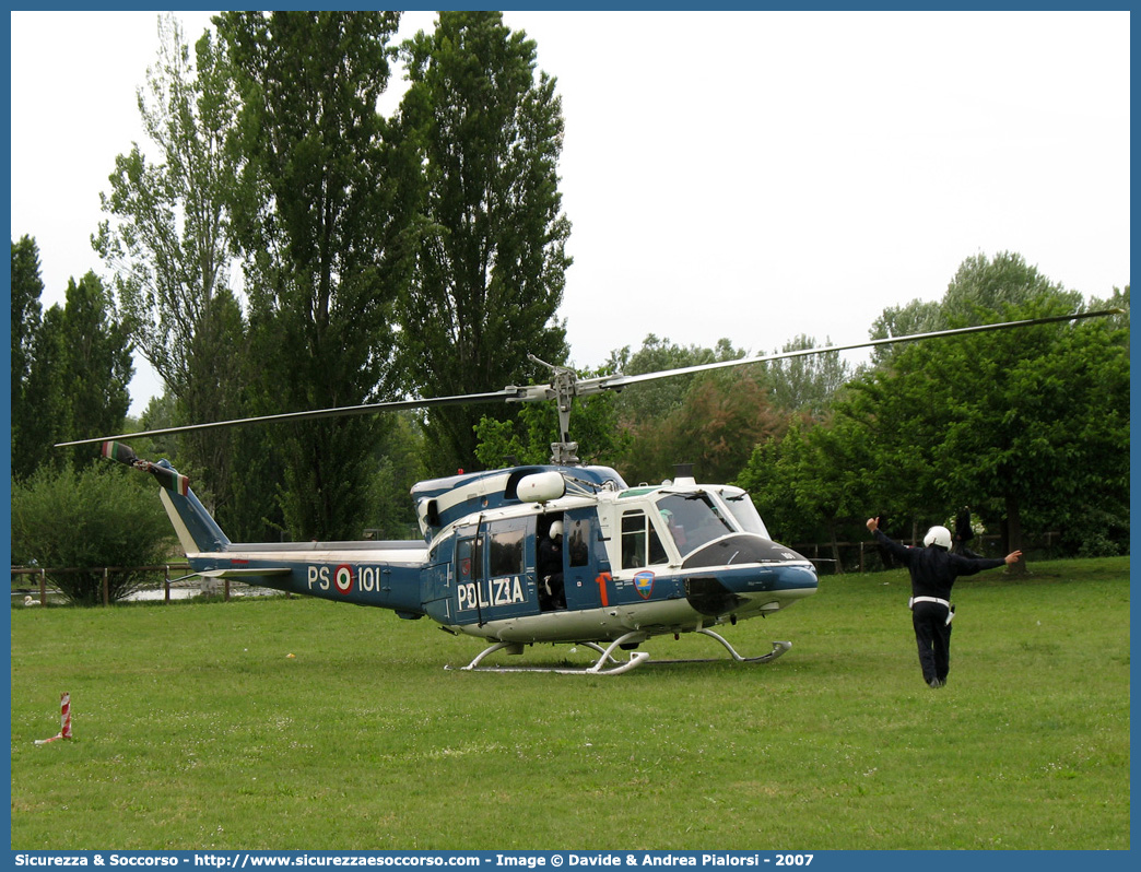 PS 101
Polizia di Stato
Reparto Volo
Agusta Bell AB212
Parole chiave: PS;P.S.;Polizia;di;Stato;Reparto;Volo;Agusta;Bell;AB212;AB 212