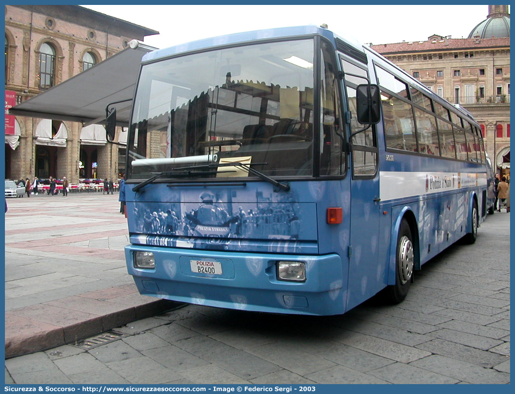 Polizia B2400
Polizia di Stato
Polizia Stradale
Iveco 370SE "Pullman Azzurro"
Parole chiave: Polizia;Stato;Polizia di Stato;Stradale;Iveco;370SE;Pullman Azzurro;B2400