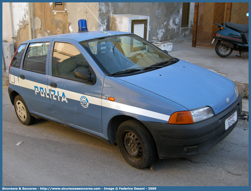 Polizia B5154
Polizia di Stato
Fiat Punto I serie
Parole chiave: PS;P.S.;Polizia;di;Stato;Pubblica;Sicurezza;Fiat;Punto