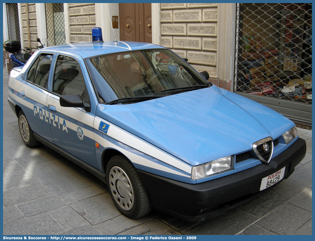 Polizia B8429
Polizia di Stato
Polizia Stradale
Alfa Romeo 155
Parole chiave: Polizia di Stato;Polizia;PS;Polizia Stradale;Alfa Romeo;155;B8429