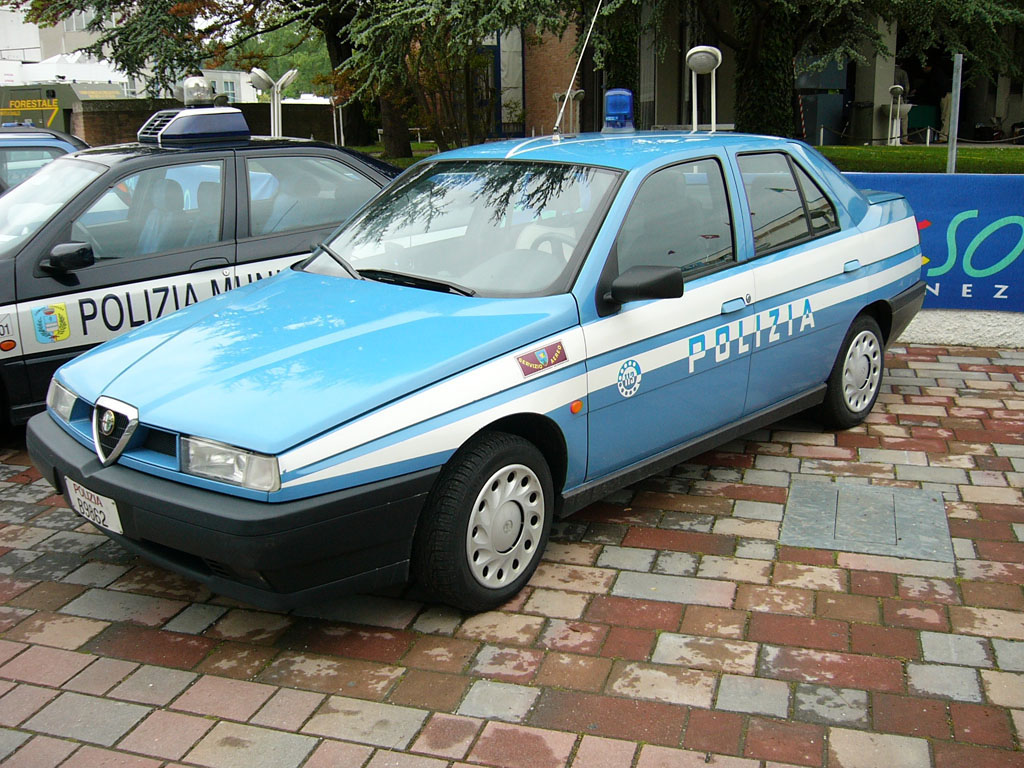 Polizia B9862
Polizia di Stato
Reparto Volo
Alfa Romeo 155
Parole chiave: Polizia di Stato;Polizia;PS;Reparto Volo;Alfa Romeo;155;B9862