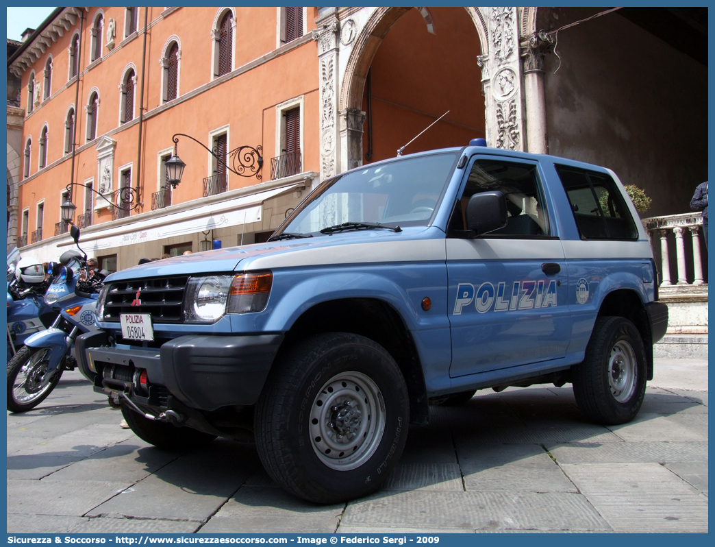 Polizia D5804
Polizia di Stato
Mitsubishi Pajero V20 SWB
Parole chiave: PS;P.S.;Polizia;di;Stato;Polizia;Pubblica;Sicurezza;Mitsubishi;Pajero;V20;SWB