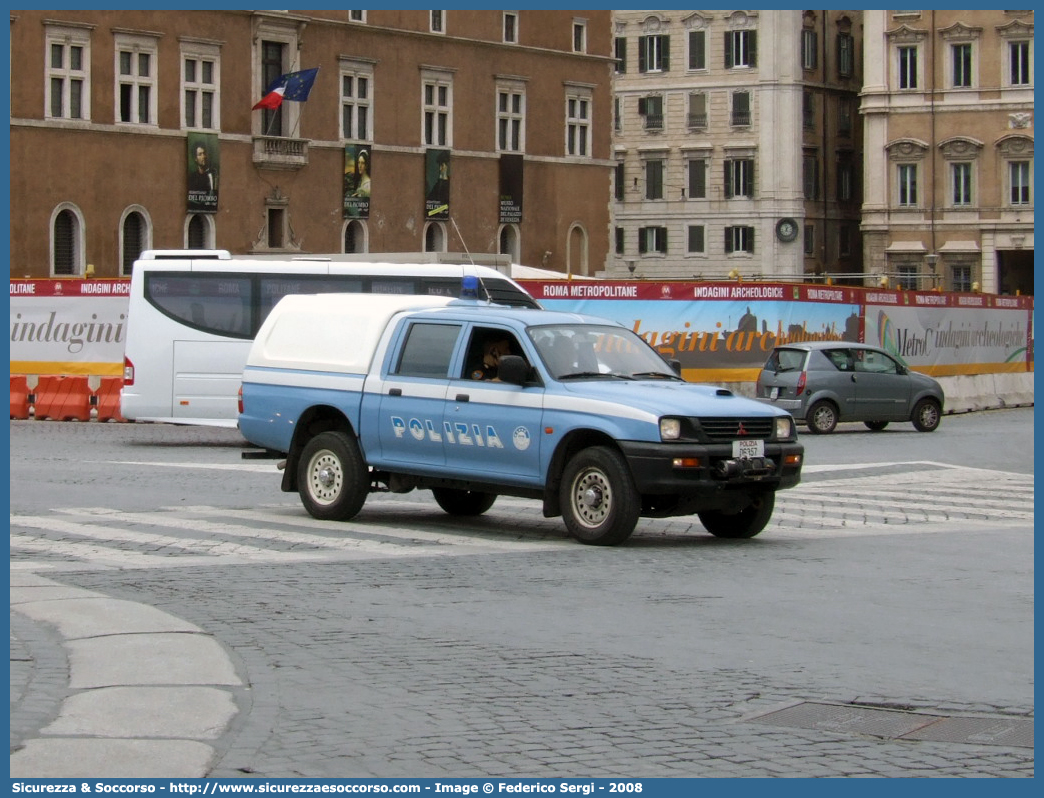 Polizia D6357
Polizia di Stato
Mitsubishi L200 III serie
Parole chiave: PS;P.S.;Polizia di Stato;Polizia;Mitsubishi;L200;D6357