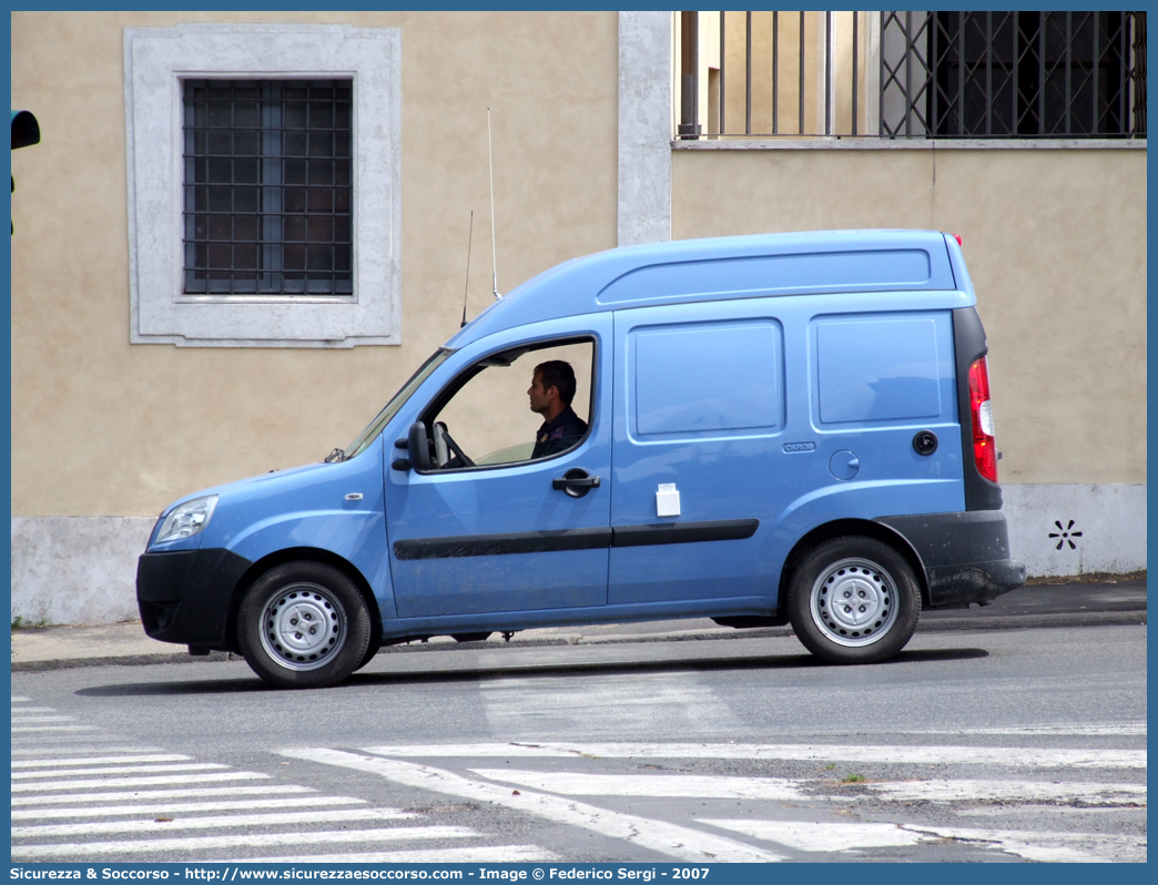 -
Polizia di Stato
Polizia a Cavallo
Fiat Doblò I serie restyling
Parole chiave: PS;P.S.;Polizia;Di;Stato;Pubblica;Sicurezza;A;Cavallo;Fiat;Doblò