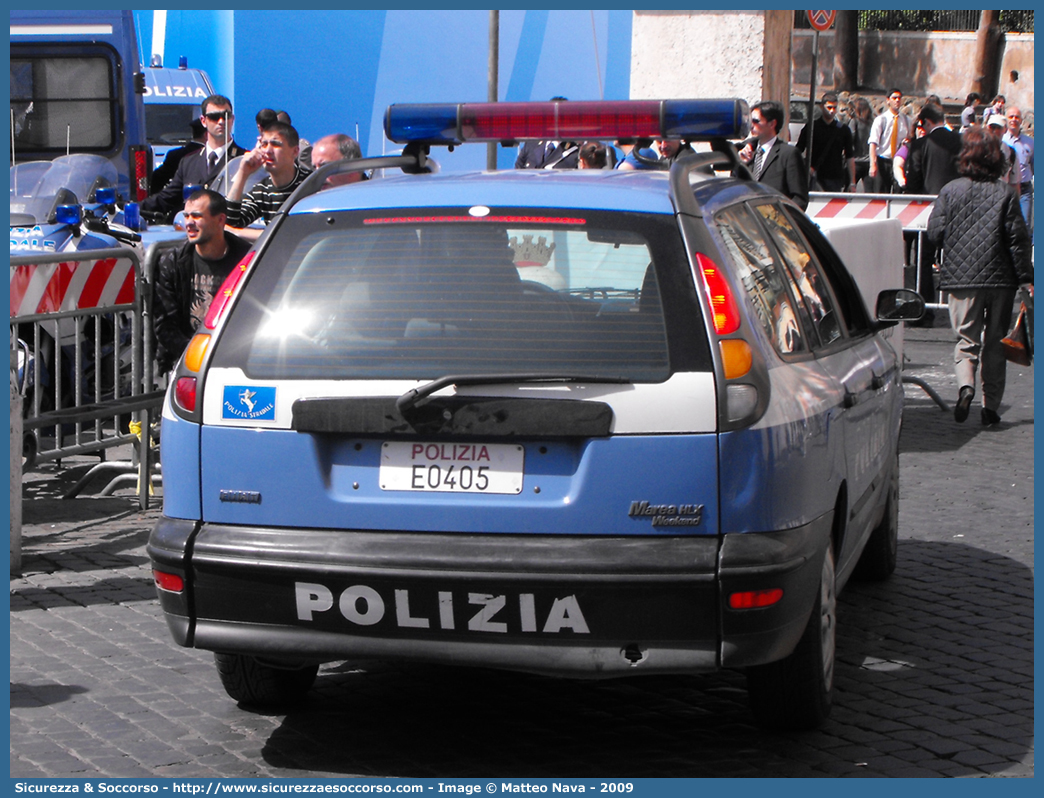 Polizia E0405
Polizia di Stato
Polizia Stradale
Fiat Marea Weekend
Parole chiave: Polizia di Stato;Polizia;PS;Polizia Stradale;Fiat;Marea Weekend;E0405