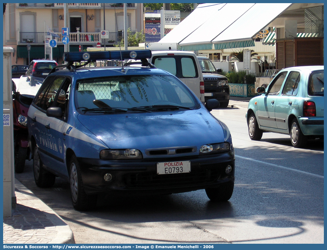 Polizia E0793
Polizia di Stato
Polizia Stradale
Fiat Marea Weekend
Parole chiave: Polizia di Stato;Polizia;PS;Polizia Stradale;Fiat;Marea Weekend;E0793