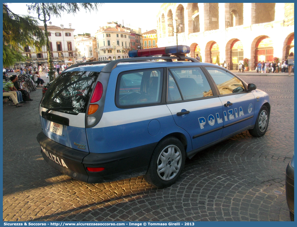 Polizia E1417
Polizia di Stato
Fiat Marea Weekend
Parole chiave: Polizia di Stato;Polizia;PS;Fiat;Marea Weekend;E1417