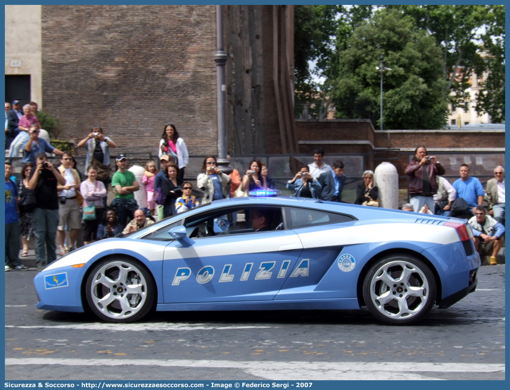 Polizia E8300
Polizia di Stato
Polizia Stradale
Lamborghini Gallardo
Parole chiave: Polizia di Stato;Polizia;PS;Polizia Stradale;Lamborghini;Gallardo;E8300