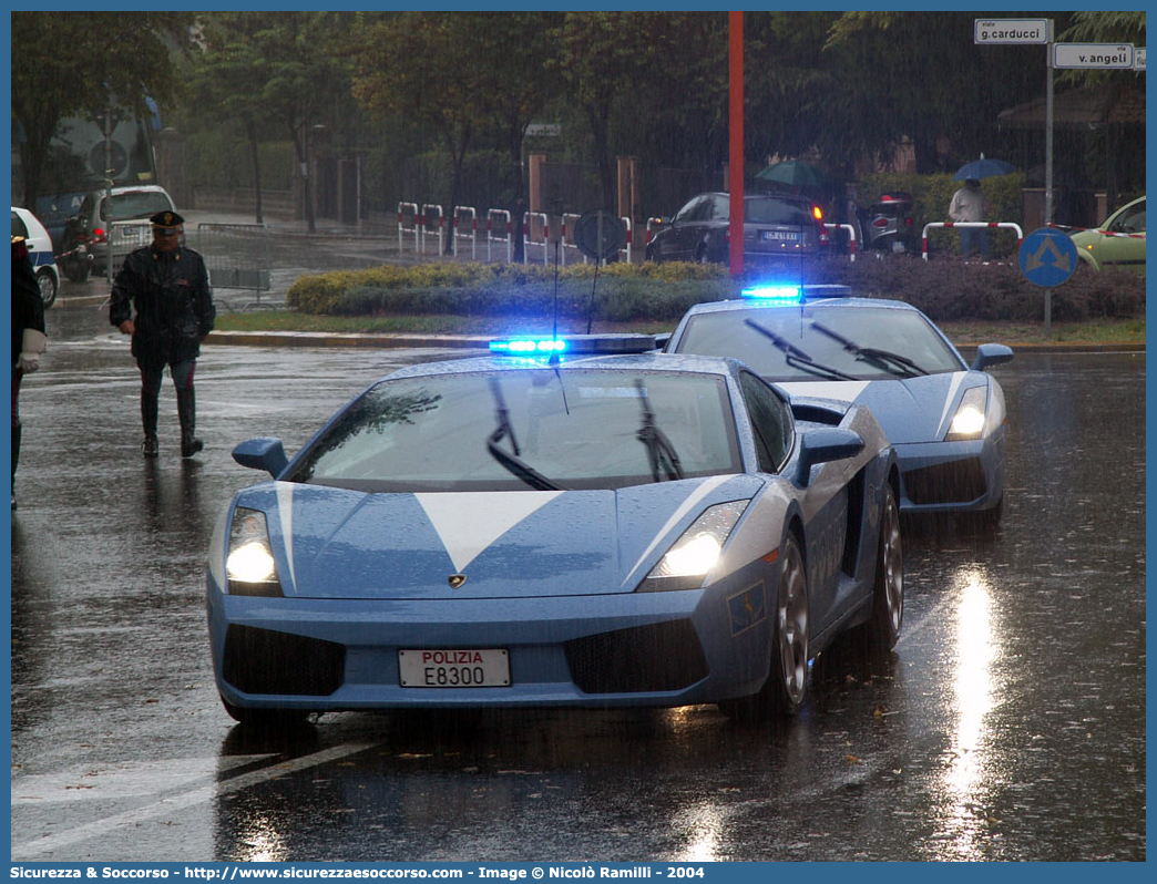 Polizia E8300
Polizia di Stato
Polizia Stradale
Lamborghini Gallardo
Parole chiave: Polizia di Stato;Polizia;PS;Polizia Stradale;Lamborghini;Gallardo;E8300