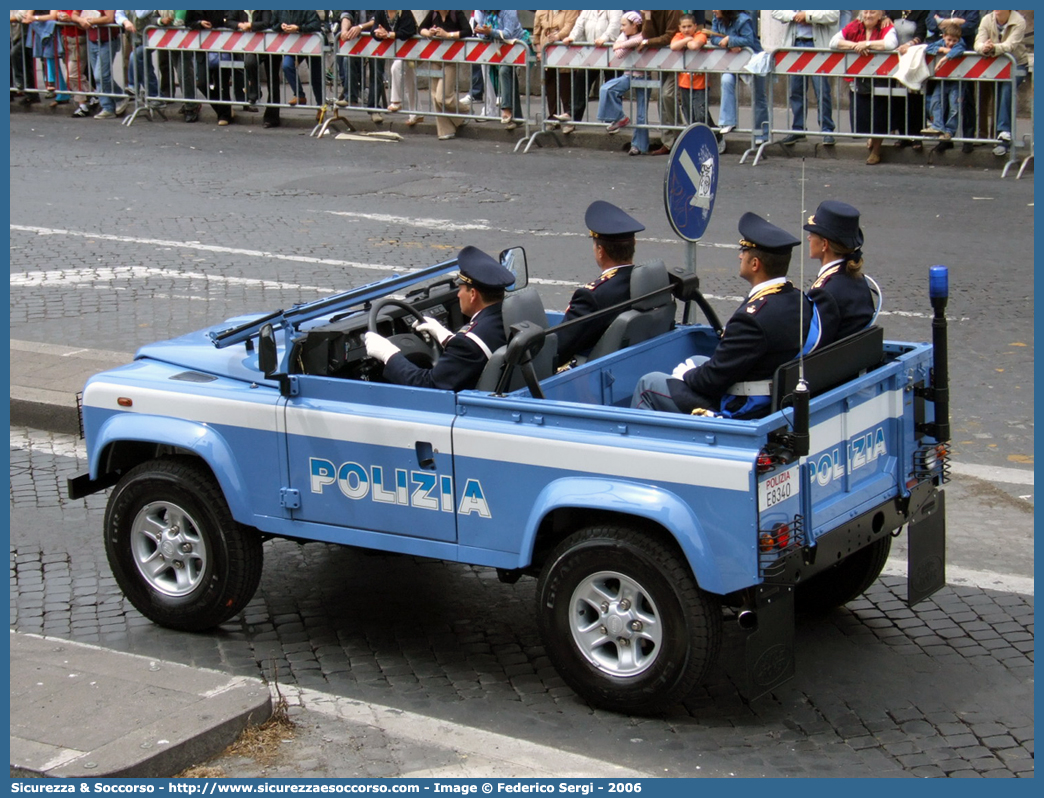 Polizia E8340
Polizia di Stato
Land Rover Defender 90
Parole chiave: Polizia di Stato;Polizia;PS;Land Rover;Defender 90;E8340