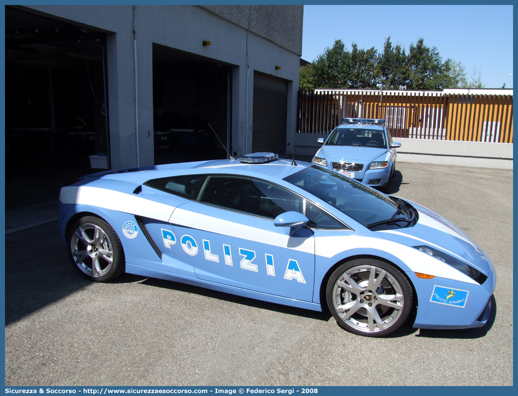 Polizia E8379
Polizia di Stato
Polizia Stradale
Lamborghini Gallardo
(variante)
Parole chiave: Polizia di Stato;Polizia;PS;Polizia Stradale;Lamborghini;Gallardo;E8379