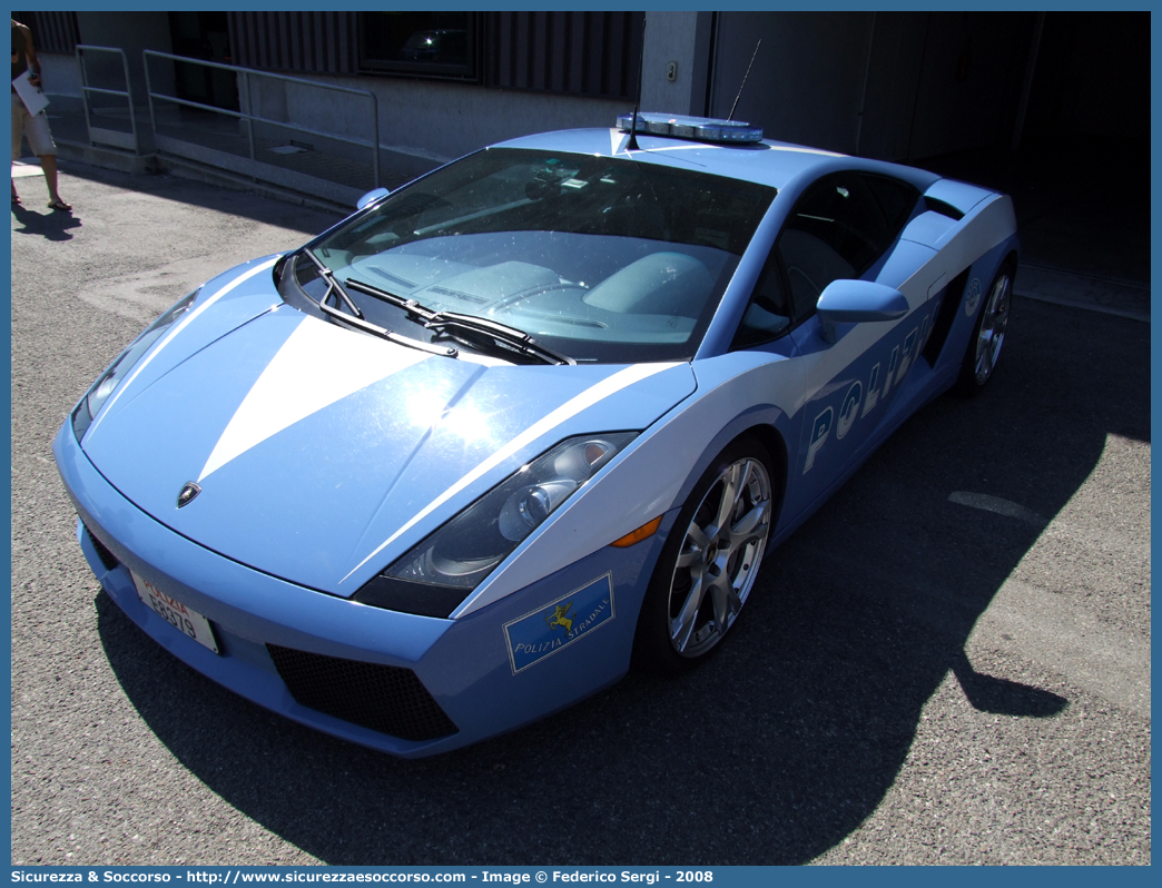 Polizia E8379
Polizia di Stato
Polizia Stradale
Lamborghini Gallardo
(variante)
Parole chiave: Polizia di Stato;Polizia;PS;Polizia Stradale;Lamborghini;Gallardo;E8379