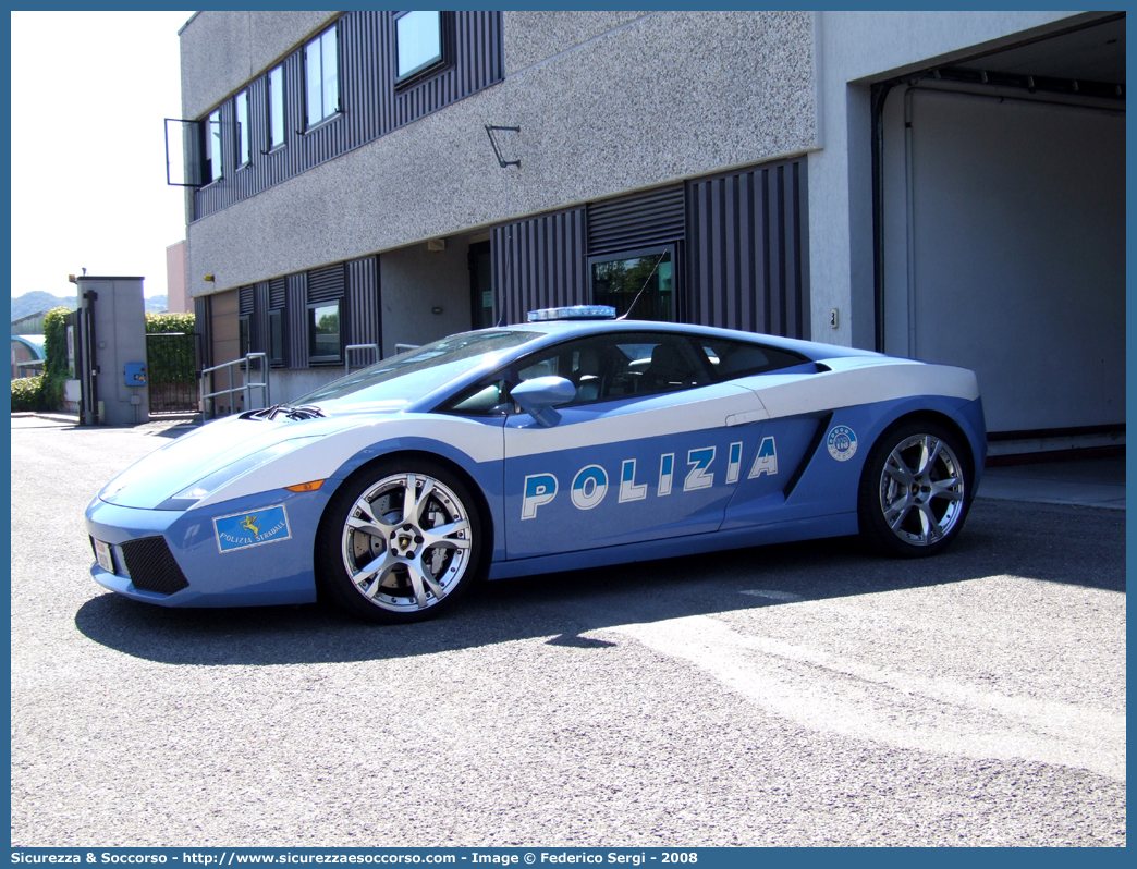 Polizia E8379
Polizia di Stato
Polizia Stradale
Lamborghini Gallardo
(variante)
Parole chiave: Polizia di Stato;Polizia;PS;Polizia Stradale;Lamborghini;Gallardo;E8379