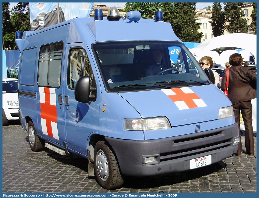 Polizia E8818
Polizia di Stato
Servizio Sanitario
Fiat Ducato II serie
Parole chiave: Polizia di Stato;Polizia;PS;Servizio Sanitario;Fiat;Ducato II serie;Ambulanza;E8818