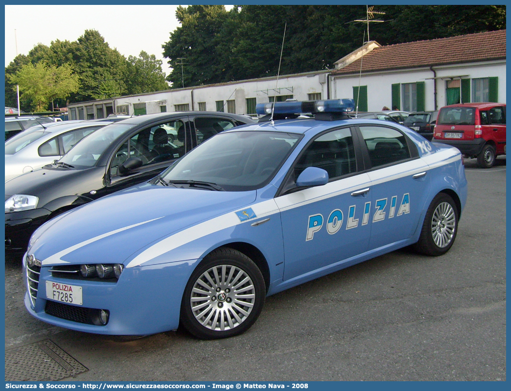 Polizia F7285
Polizia di Stato
Polizia Stradale
Alfa Romeo 159
Parole chiave: Polizia di Stato;Polizia;PS;Polizia Stradale;Alfa Romeo;159;F7285