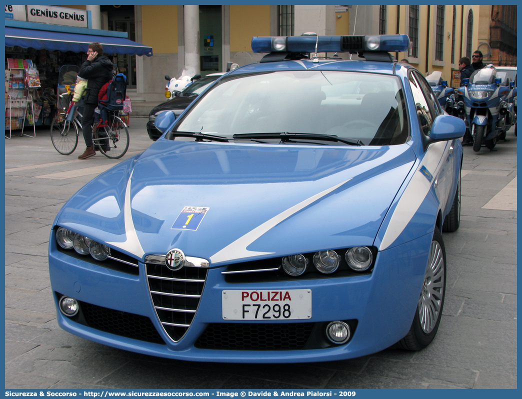 Polizia F7298
Polizia di Stato
Polizia Stradale
Alfa Romeo 159
Parole chiave: Polizia di Stato;Polizia;PS;Polizia Stradale;Alfa Romeo;159;F7298