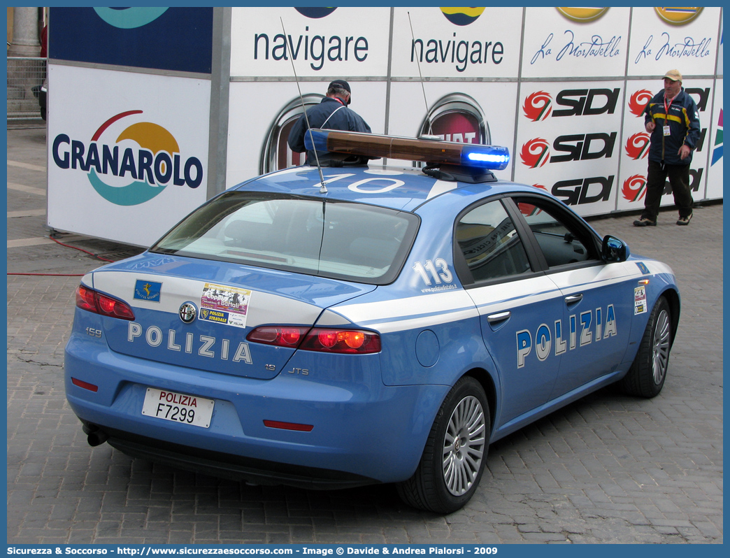 Polizia F7299
Polizia di Stato
Polizia Stradale
Alfa Romeo 159
Parole chiave: Polizia di Stato;Polizia;PS;Polizia Stradale;Alfa Romeo;159;F7299