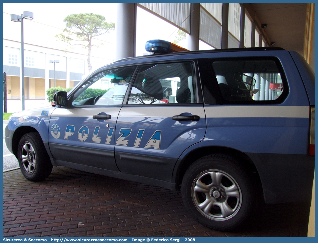 Polizia F7429
Polizia di Stato
Polizia Stradale
Subaru Forester IV serie
Esemplare equipaggiato con
sistemi "Falco" e "Provida"
Parole chiave: Polizia di Stato;Polizia;PS;P.S.;Stradale;Subaru;Forester;F7429