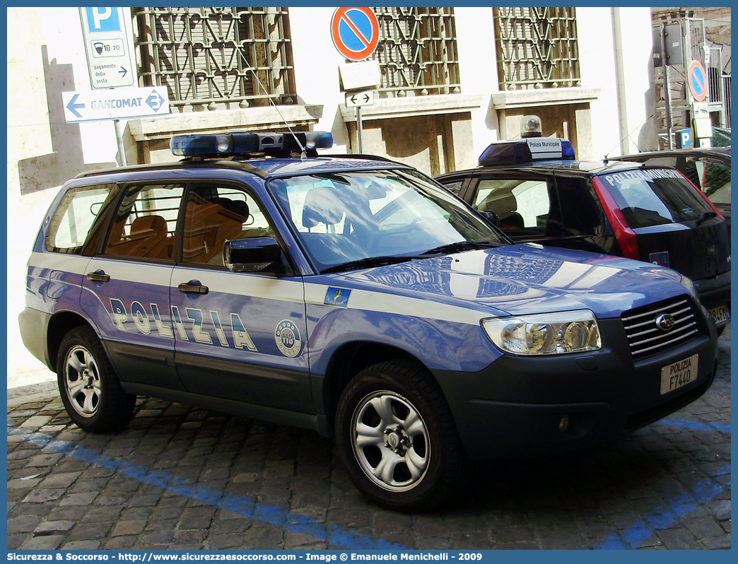 Polizia F7440
Polizia di Stato
Polizia Stradale
Subaru Forester IV serie
Esemplare equipaggiato con
sistemi "Falco" e "Provida"
(variante)
Parole chiave: Polizia di Stato;Polizia;PS;P.S.;Stradale;Subaru;Forester;F7440