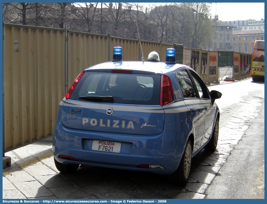 Polizia F7621
Polizia di Stato
Polizia delle Comunicazioni
Fiat Grande Punto
Parole chiave: Polizia di Stato;Polizia;PS;Polizia delle Comunicazioni;Fiat;Grande Punto;F7621