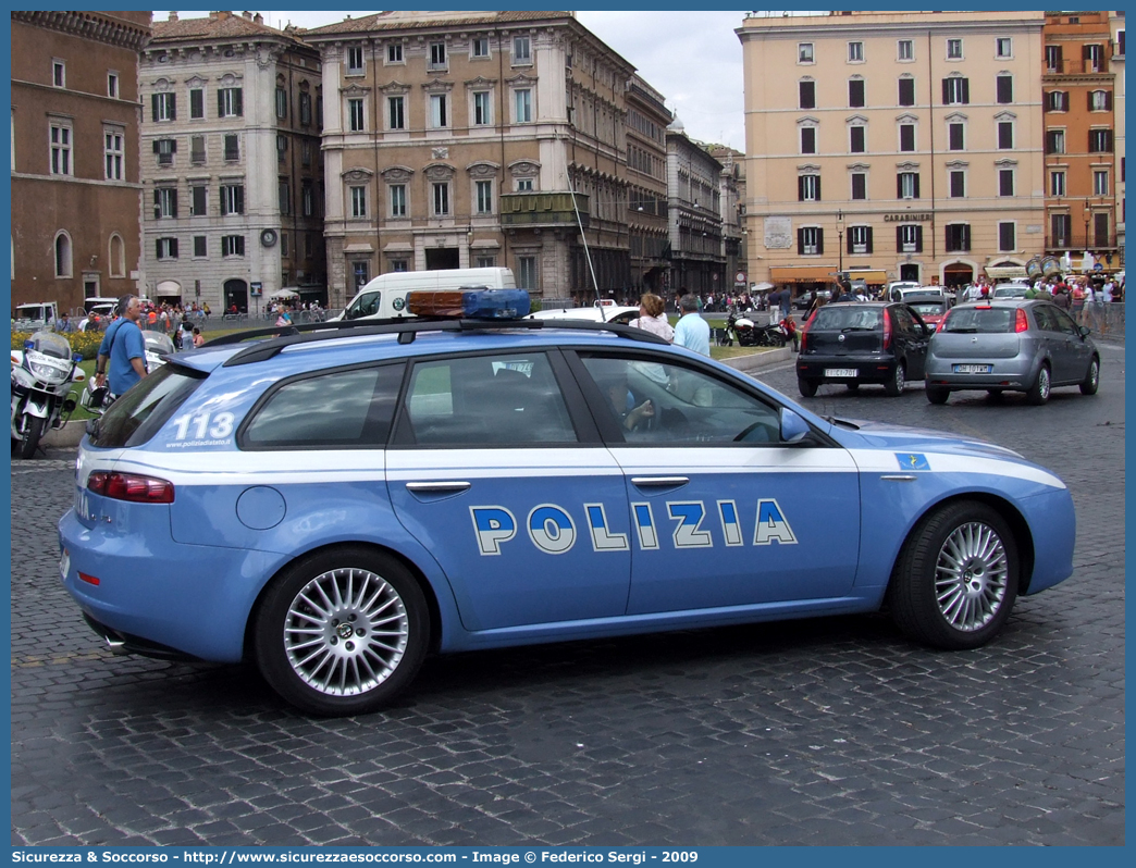 Polizia F9314
Polizia di Stato
Polizia Stradale
Alfa Romeo 159 Sportwagon
Parole chiave: Polizia di Stato;Polizia;PS;Polizia Stradale;Alfa Romeo;159 Sportwagon;F9314