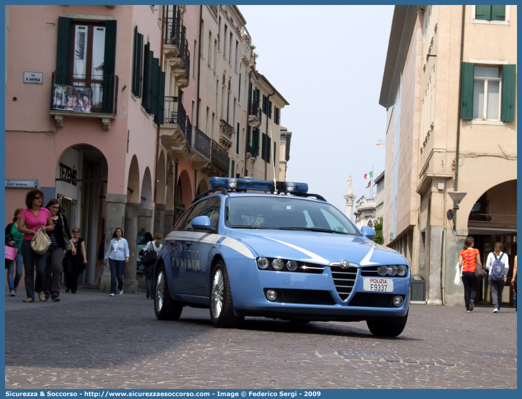 Polizia F9337
Polizia di Stato
Polizia Stradale
Alfa Romeo 159 Sportwagon
Parole chiave: Polizia di Stato;Polizia;PS;Polizia Stradale;Alfa Romeo;159 Sportwagon;F9337