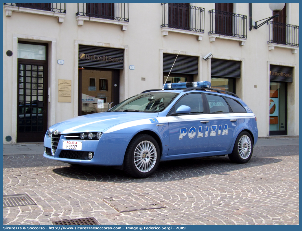 Polizia F9337
Polizia di Stato
Polizia Stradale
Alfa Romeo 159 Sportwagon
Parole chiave: Polizia di Stato;Polizia;PS;Polizia Stradale;Alfa Romeo;159 Sportwagon;F9337