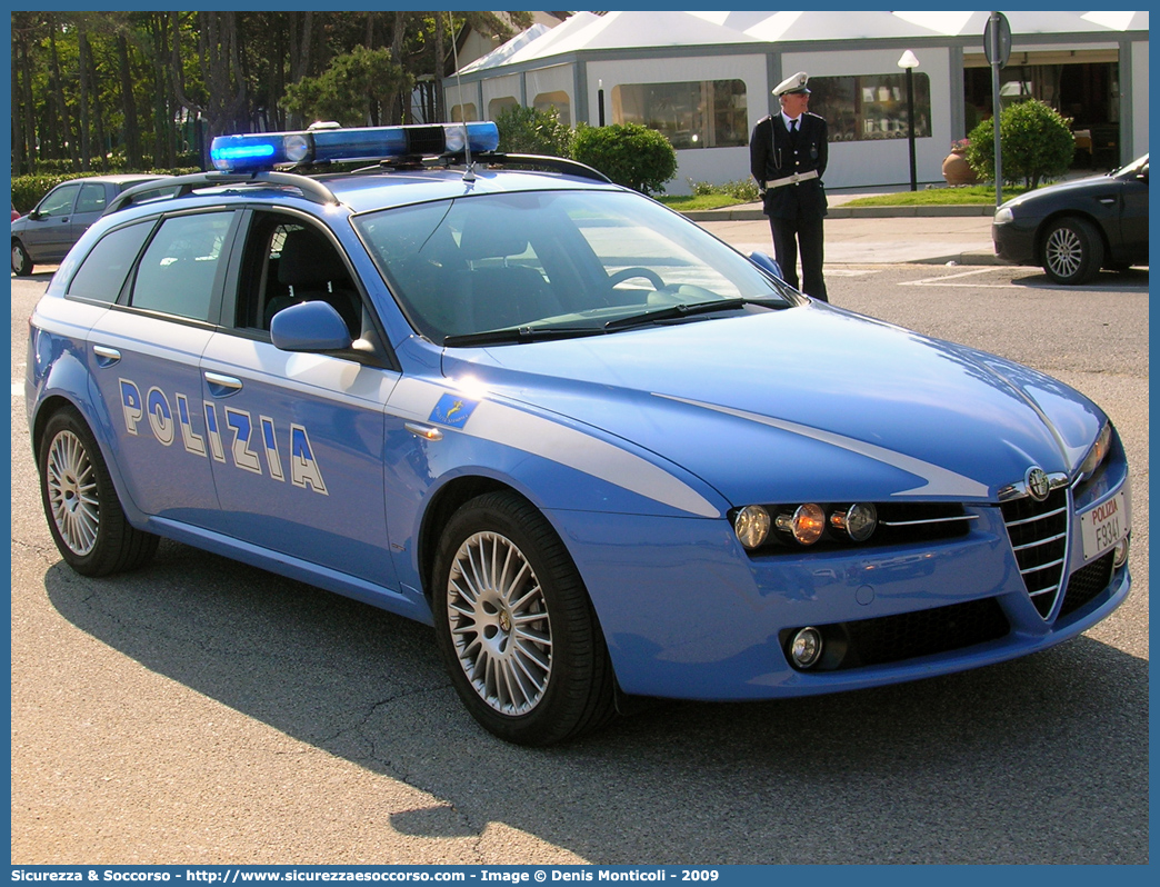 Polizia F9341
Polizia di Stato
Polizia Stradale
Alfa Romeo 159 Sportwagon
Parole chiave: Polizia di Stato;Polizia;PS;Polizia Stradale;Alfa Romeo;159 Sportwagon;F9341