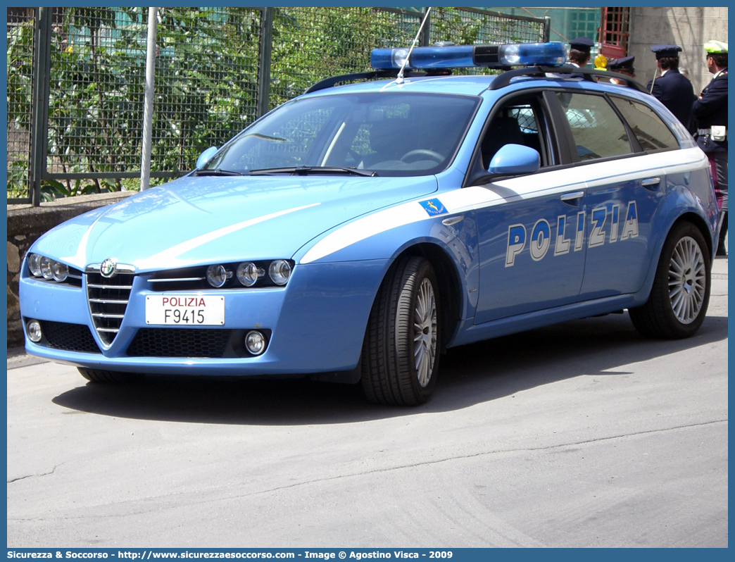 Polizia F9415
Polizia di Stato
Polizia Stradale
Alfa Romeo 159 Sportwagon
Parole chiave: Polizia di Stato;Polizia;PS;Polizia Stradale;Alfa Romeo;159 Sportwagon;F9415