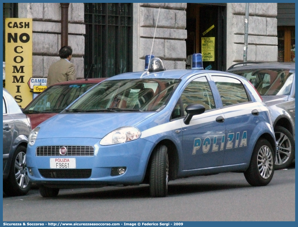 Polizia F9661
Polizia di Stato
Fiat Grande Punto
Parole chiave: PS;P.S.;Polizia;di;Stato;Pubblica;Sicurezza;Fiat;Grande;Punto