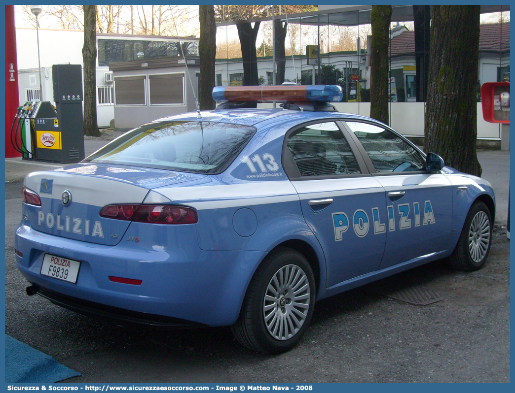 Polizia F9839
Polizia di Stato
Polizia Stradale
Alfa Romeo 159
Parole chiave: PS;P.S.;Polizia;di;Stato;Stradale;Pubblica;Sicurezza;Alfa;Romeo;159;F9839