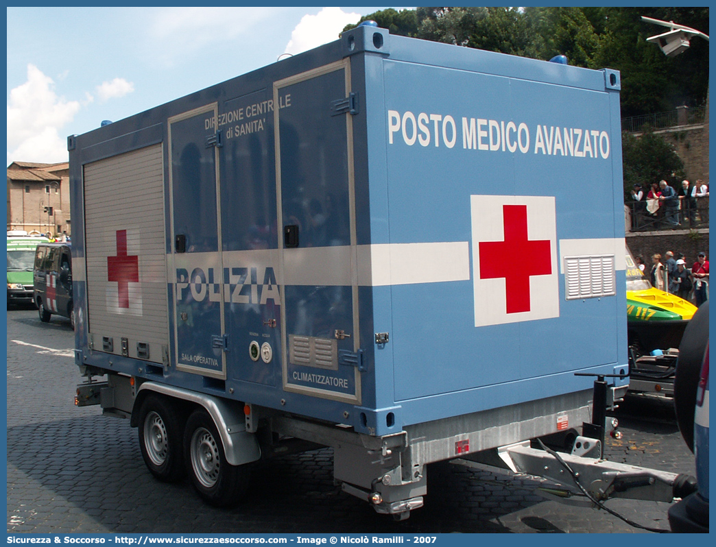 Polizia G9044
Polizia di Stato
Servizio Sanitario
Carrello PMA
Allestitore EDY
Parole chiave: Polizia di Stato;Polizia;PS;Servizio Sanitario;Carrello PMA;F2577;G9044