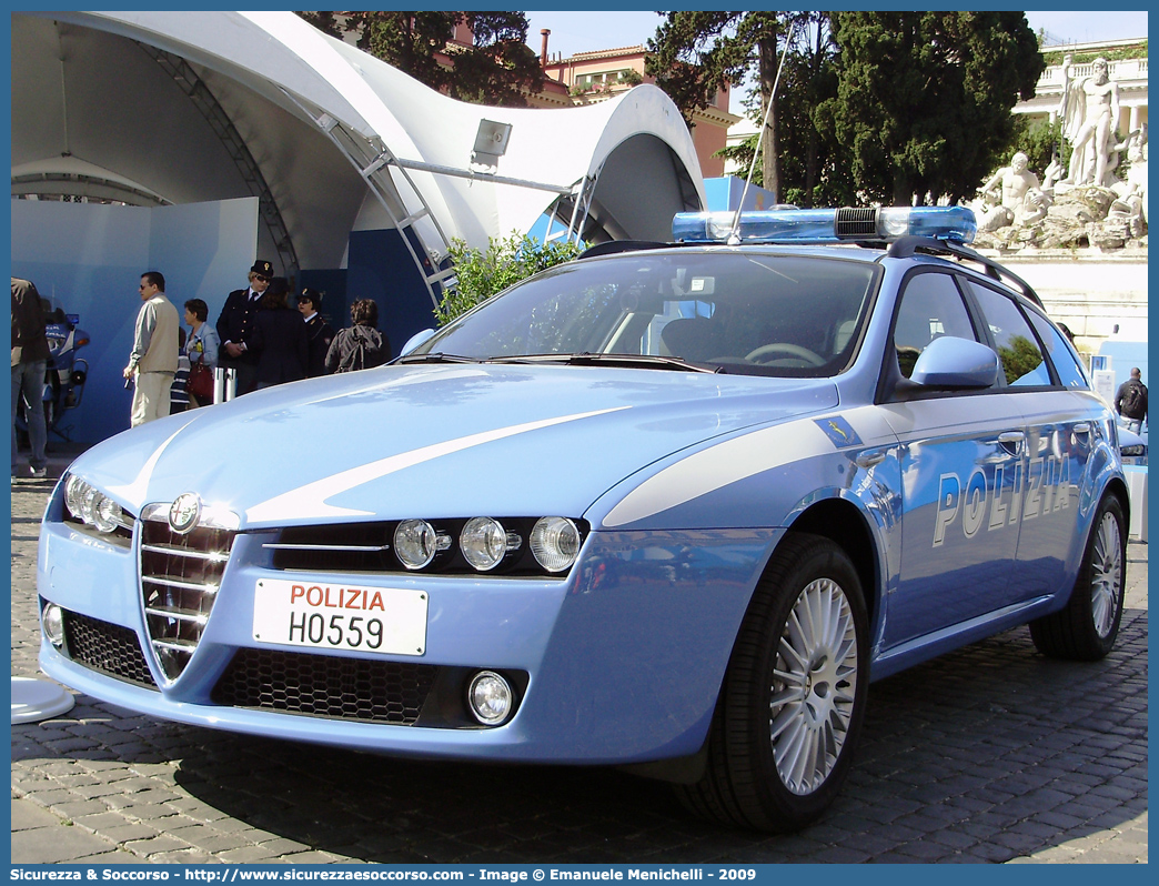 Polizia H0559
Polizia di Stato
Polizia Stradale
Alfa Romeo 159 Sportwagon
Parole chiave: Polizia di Stato;Polizia;PS;Polizia Stradale;Alfa Romeo;159 Sportwagon;H0559