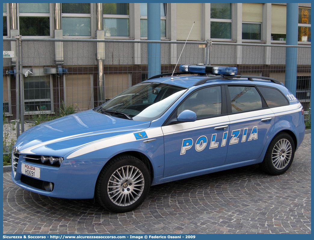 Polizia H0691
Polizia di Stato
Polizia Stradale
Alfa Romeo 159 Sportwagon
Parole chiave: Polizia di Stato;Polizia;PS;Polizia Stradale;Alfa Romeo;159 Sportwagon;H0691