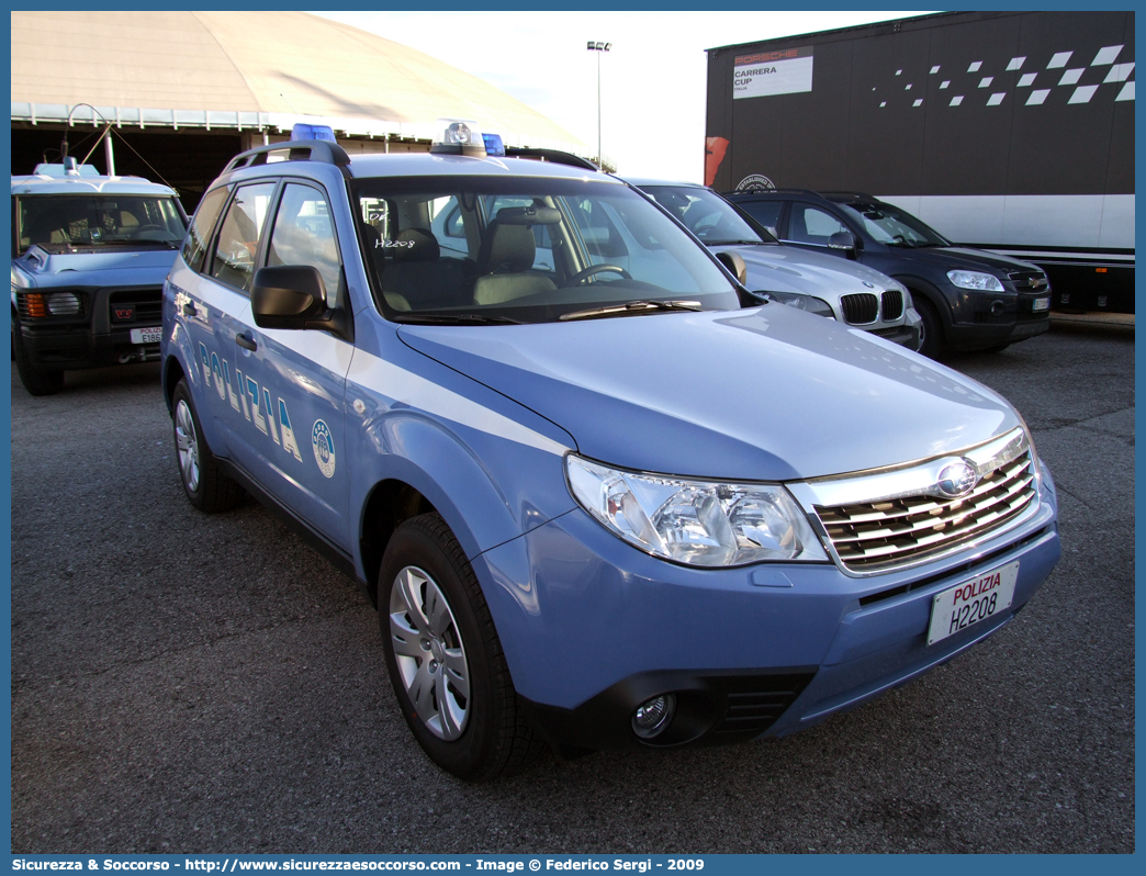 Polizia H2208
Polizia di Stato
Subaru Forester V serie
Parole chiave: PS;P.S.;Polizia;di;Stato;Pubblica;Sicurezza;Subaru;Forester