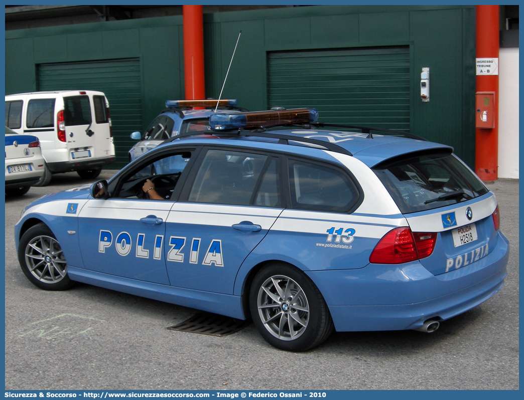 Polizia H2518
Polizia di Stato
Polizia Stradale
Bmw Serie 3 E90 Touring
Parole chiave: Polizia di Stato;Polizia;PS;Polizia Stradale;BMW;Serie 3;E90;Touring;H2518