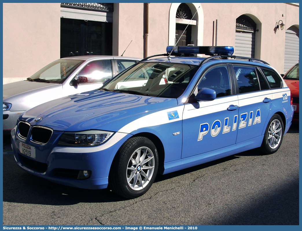 Polizia H2519
Polizia di Stato
Polizia Stradale
Bmw Serie 3 E90 Touring
Parole chiave: Polizia di Stato;Polizia;PS;Polizia Stradale;BMW;Serie 3;E90;Touring;H2519