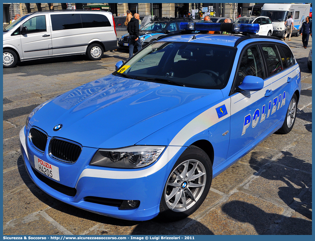 Polizia H4205
Polizia di Stato
Polizia Stradale
Bmw Serie 3 E90 Touring
Parole chiave: Polizia di Stato;Polizia;PS;Polizia Stradale;BMW;Serie 3;E90;Touring;H4205