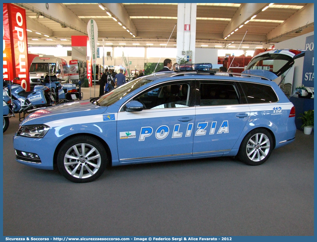 Polizia H6550
Polizia di Stato
Polizia Stradale
Autostrade Centropadane
Volkswagen Passat Variant V serie
Parole chiave: H6550;Polizia di Stato;Polizia Stradale;Centropadane;Centro;Padane;Volkswagen;Passat;Variant