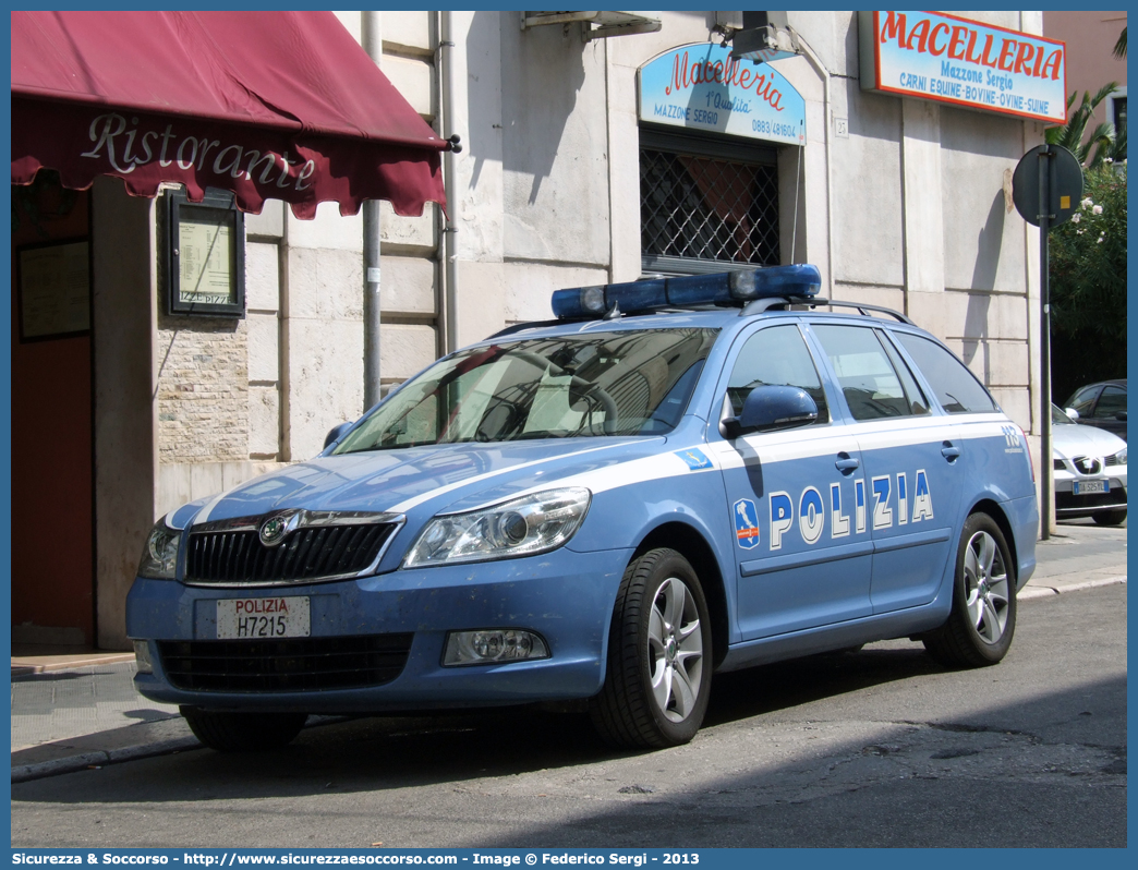 Polizia H7215
Polizia di Stato
Polizia Stradale
Autostrade per l'Italia S.p.A.
Skoda Octavia Wagon III serie
Allestitore Focaccia Group S.r.l.
Parole chiave: Polizia di Stato;Polizia Stradale;Autostrade per l'Italia S.p.A.;Autostrade S.p.A.;Autostrade;Italia;Skoda;Octavia;Wagon;Station;SW;S.W.;Focaccia