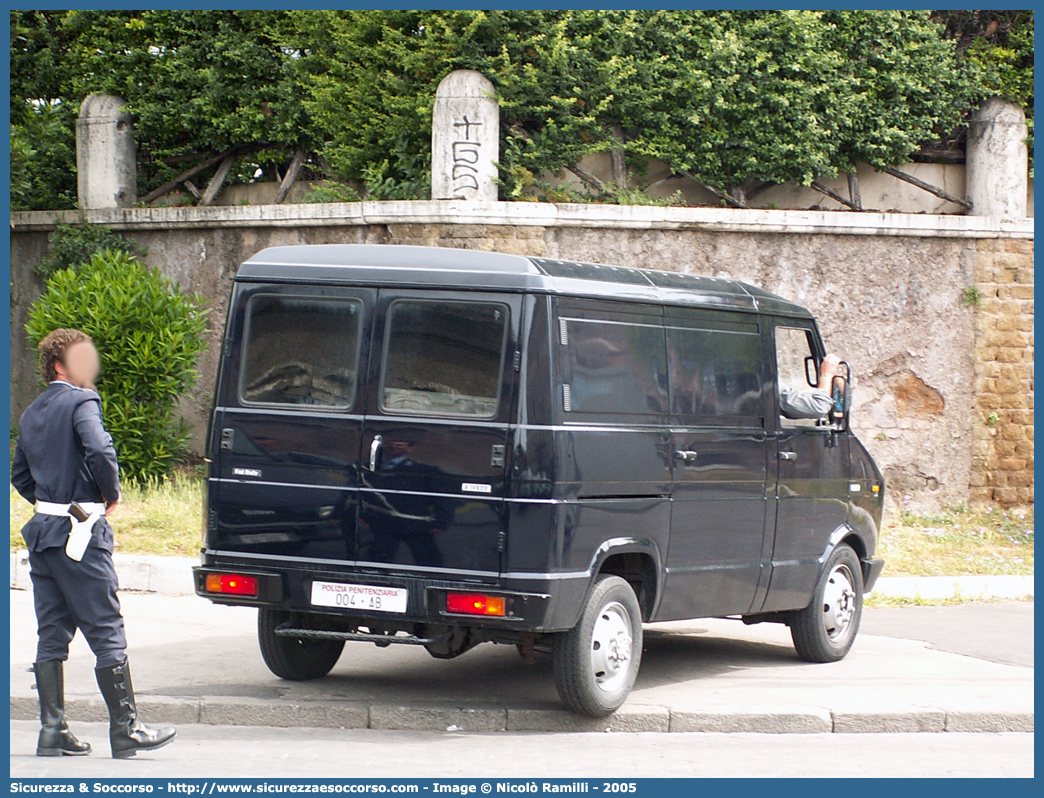 Polizia Penitenziaria 004AB
Polizia Penitenziaria
Nucleo Traduzioni e Piantonamenti
Fiat Iveco Daily I serie
Parole chiave: 004AB;Polizia Penitenziaria;Nucleo Traduzioni e Piantonamenti;Fiat Iveco Daily I serie